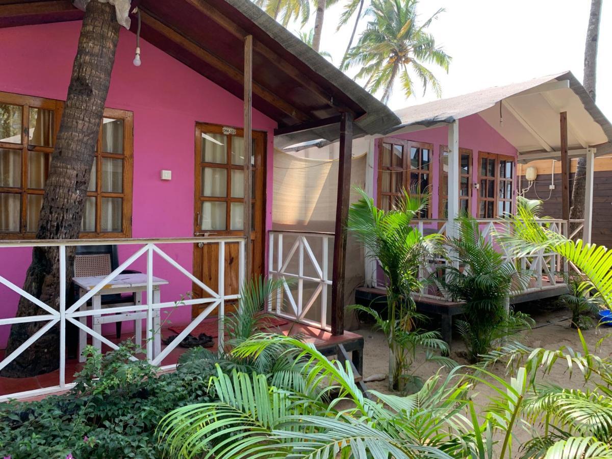 Roundcube Beach Bungalows ปาโลเลม ภายนอก รูปภาพ